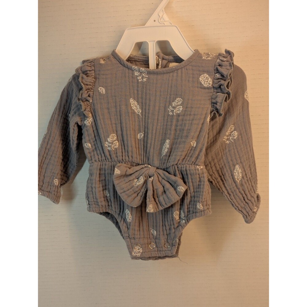 Ettie H Pippa Bubble Gray Long Sleeve  w/ Ruffle sleeve Size 0-3mths